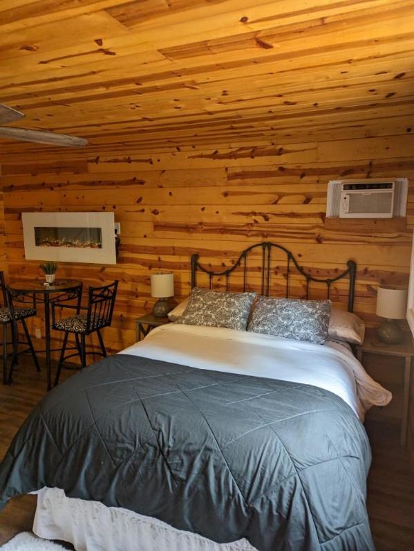 North Fork Red Barn Retreat酒店 外观 照片