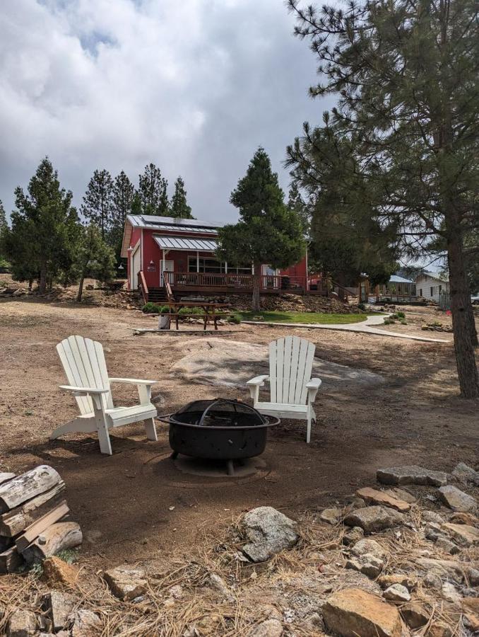 North Fork Red Barn Retreat酒店 外观 照片