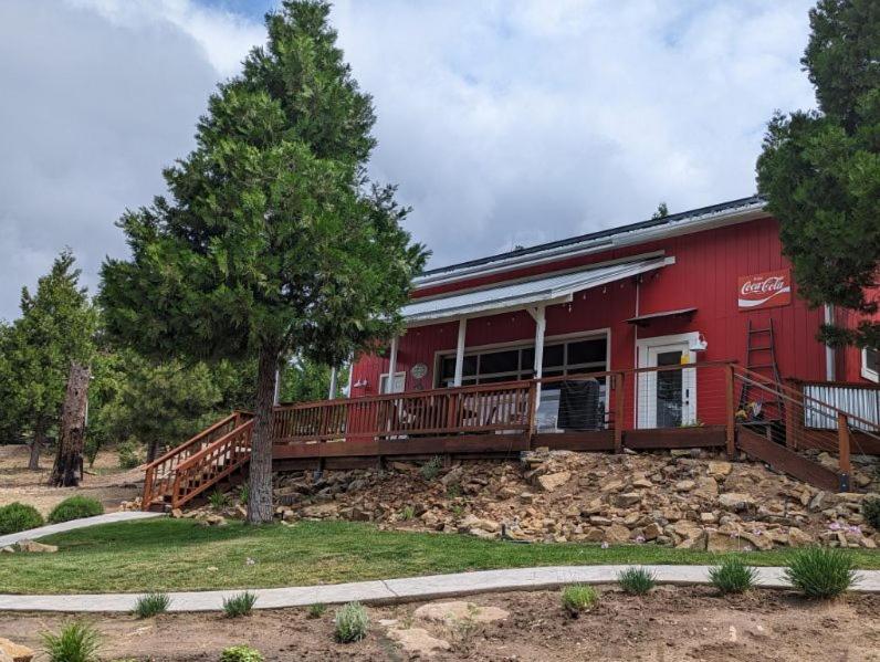 North Fork Red Barn Retreat酒店 外观 照片
