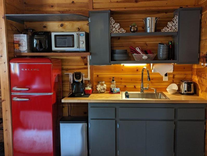 North Fork Red Barn Retreat酒店 外观 照片
